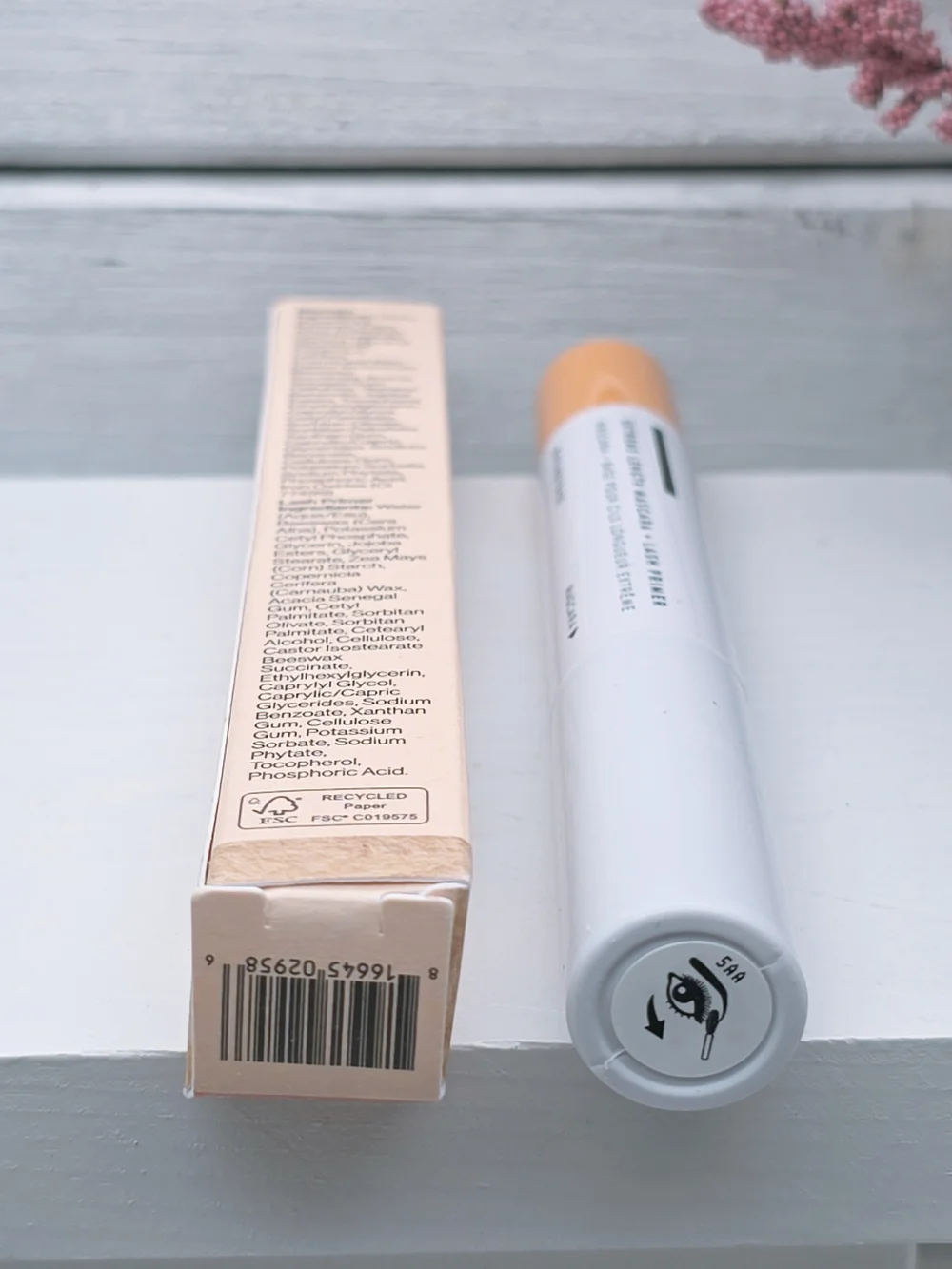 Honest Beauty Mascara + Lash Primer in Black